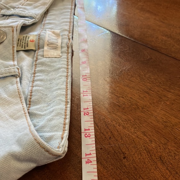 LONDON JEANS. SIZE 9🐝 - Picture 6 of 8
